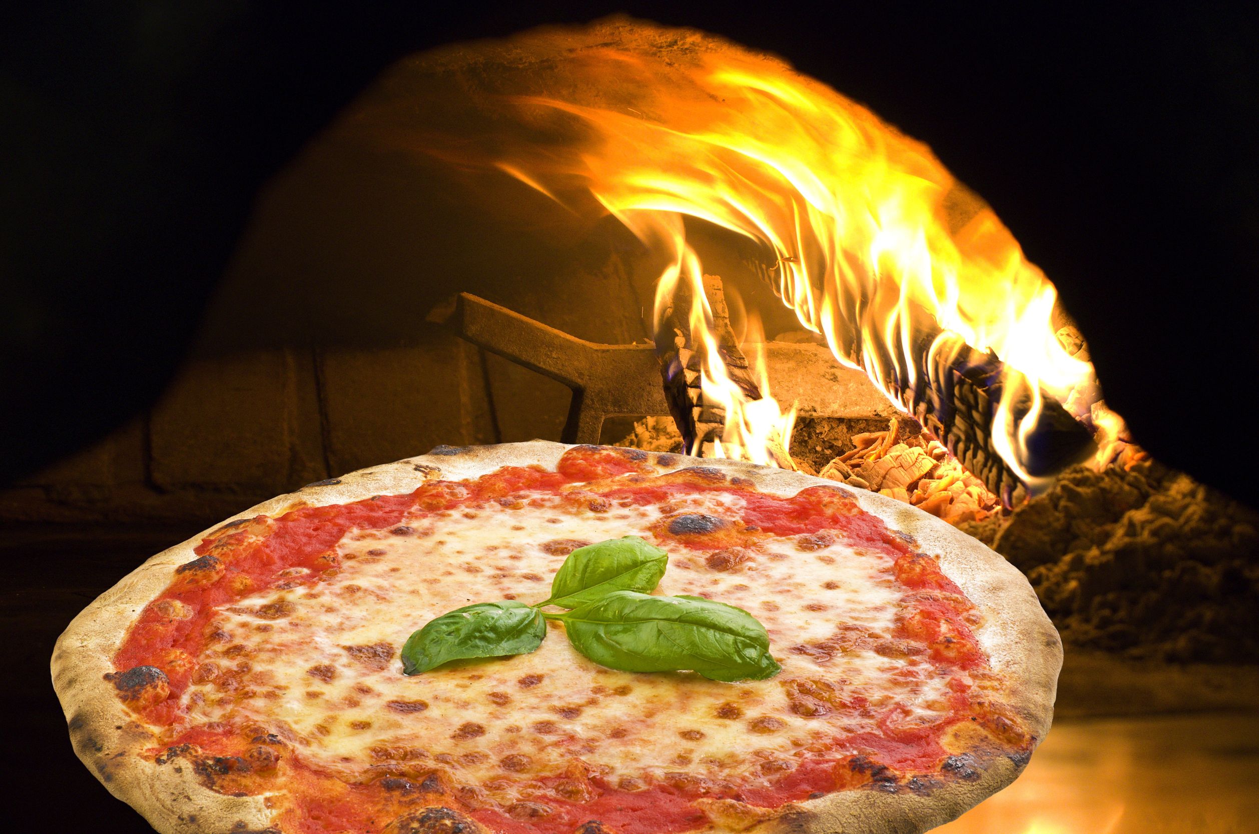 Restaurant Le SDD Chertsey -pizza margherita Restaurant Le SDD Chertsey -pizza margherita